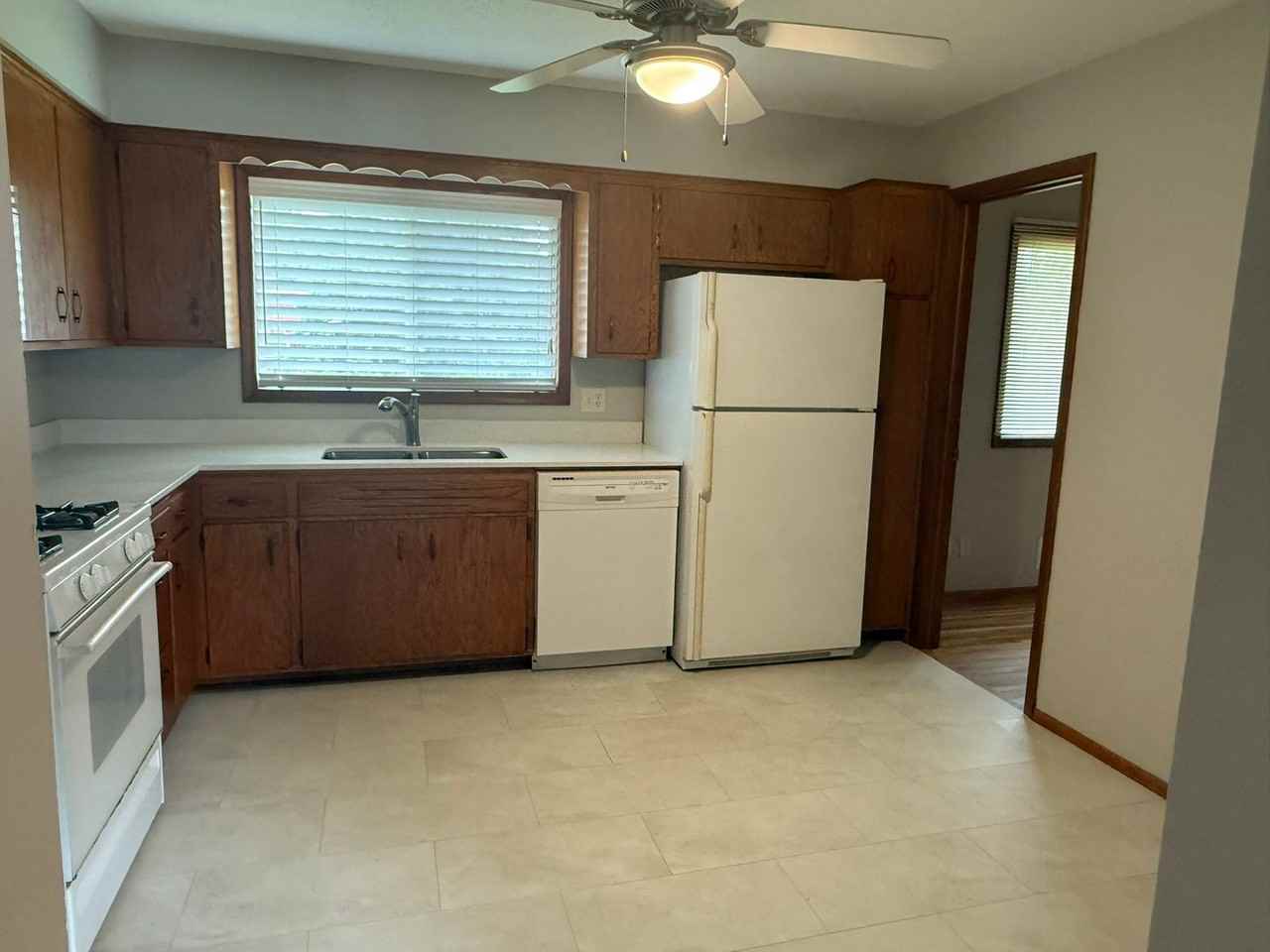 1916 Turquoise Trl - Photo 5 of 17