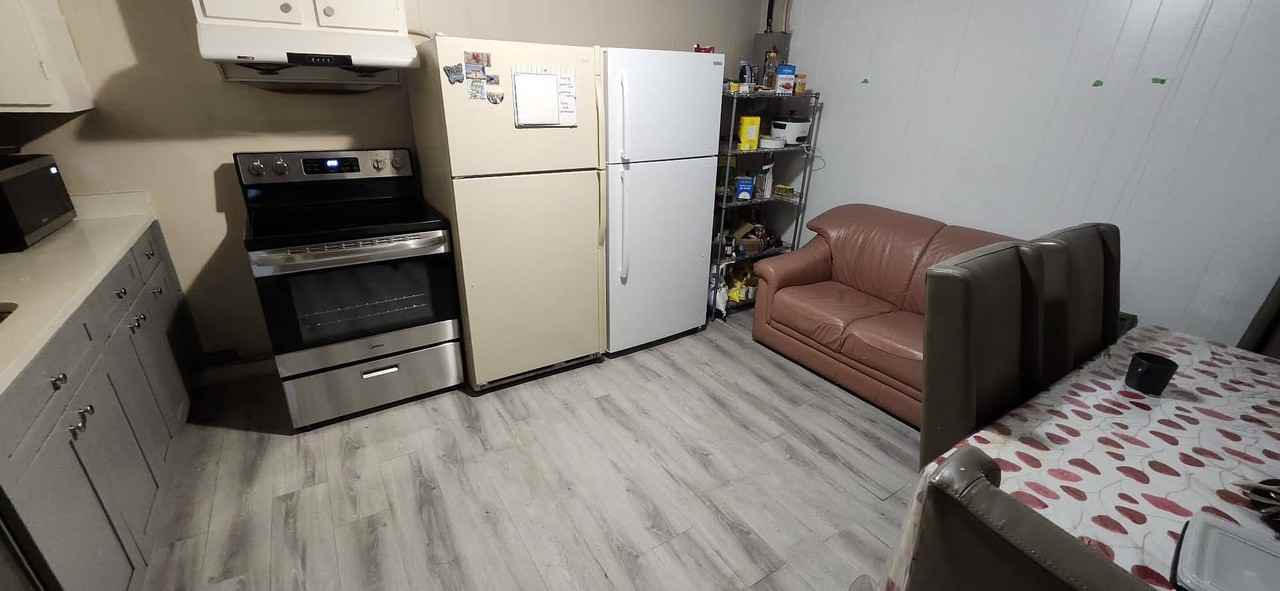 Cambie St. & W 62nd Ave - Photo 3 of 6