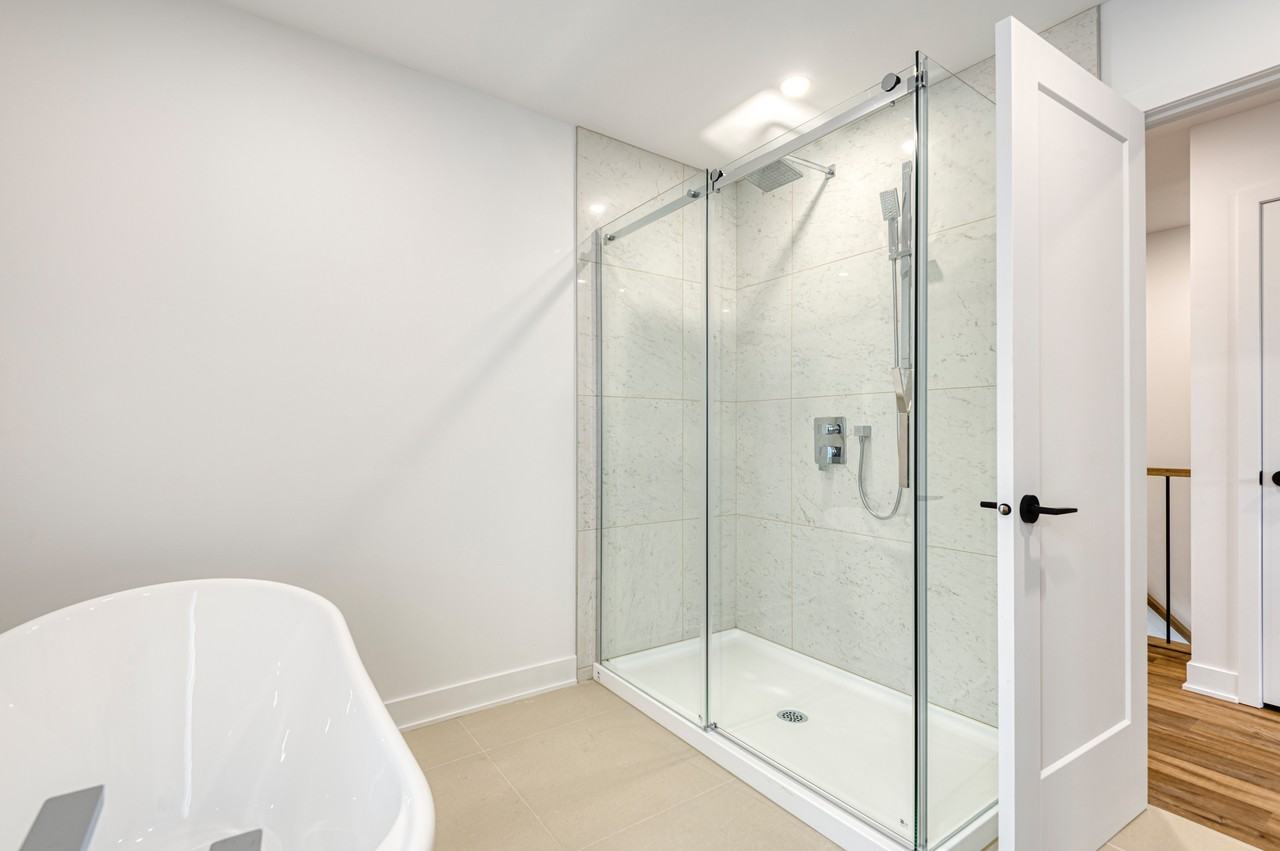 5230 Rue Descartes - Photo 7 of 7