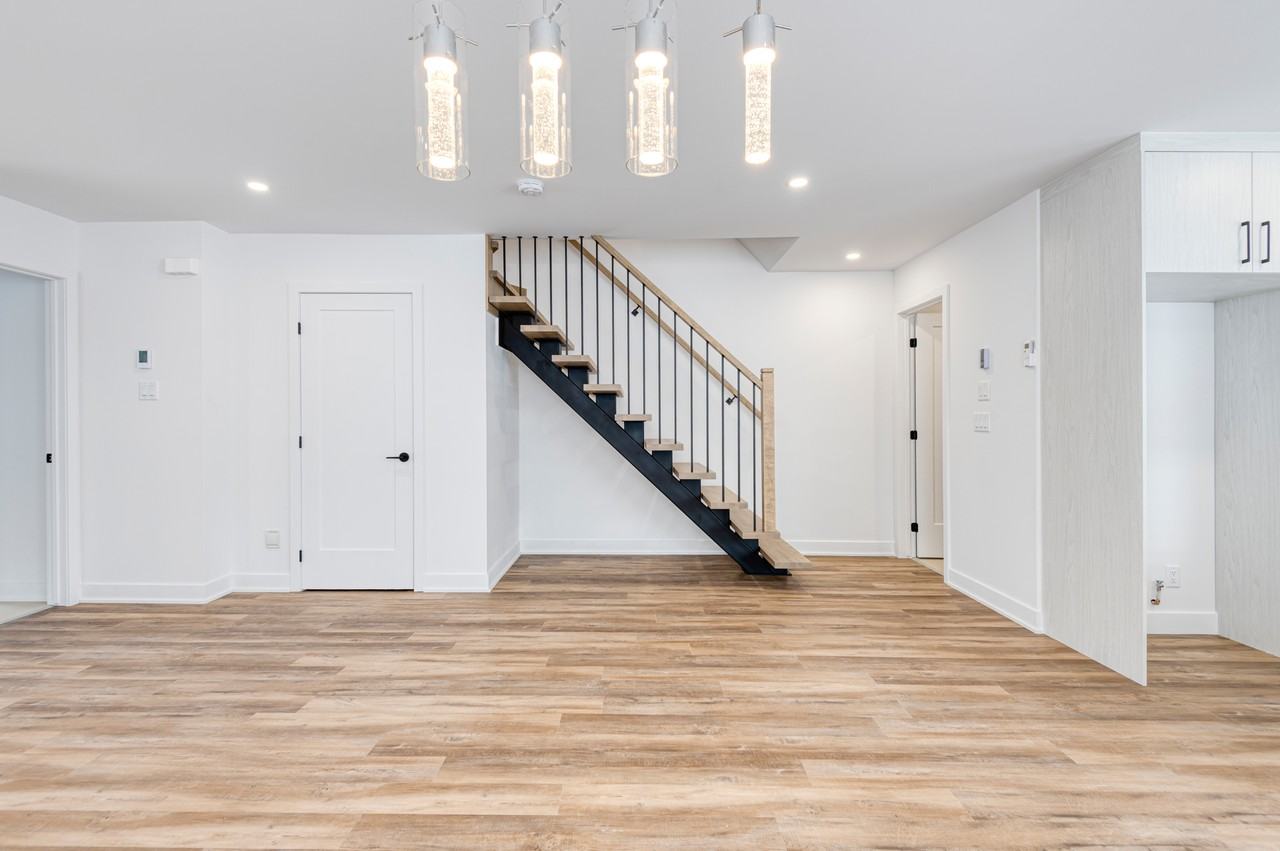 5230 Rue Descartes - Photo 3 of 7