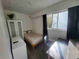 featured image of Springer Ave & Parker St