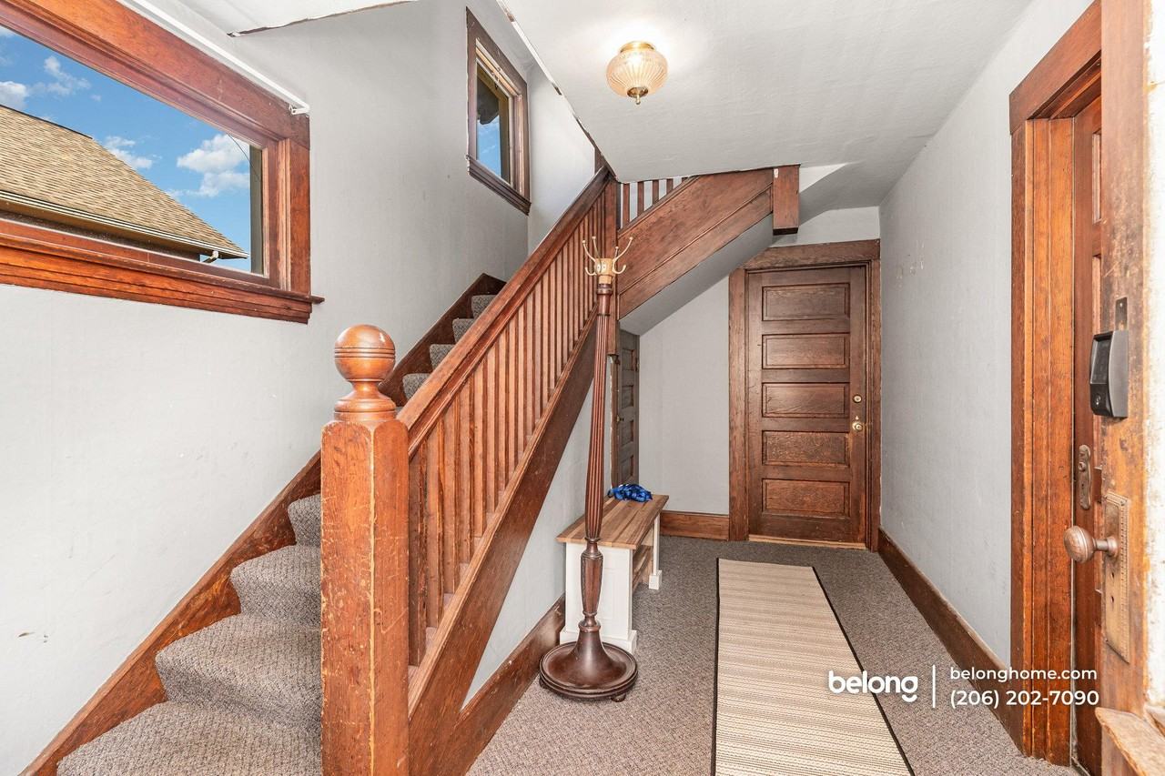 2009 Rockefeller Ave #B - Photo 2 of 16