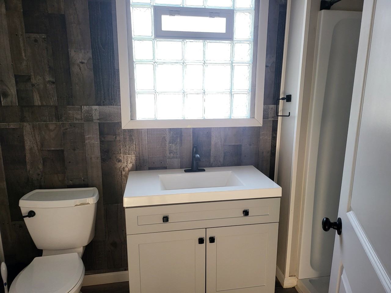 226 E 16th Ave - Photo 7 of 50