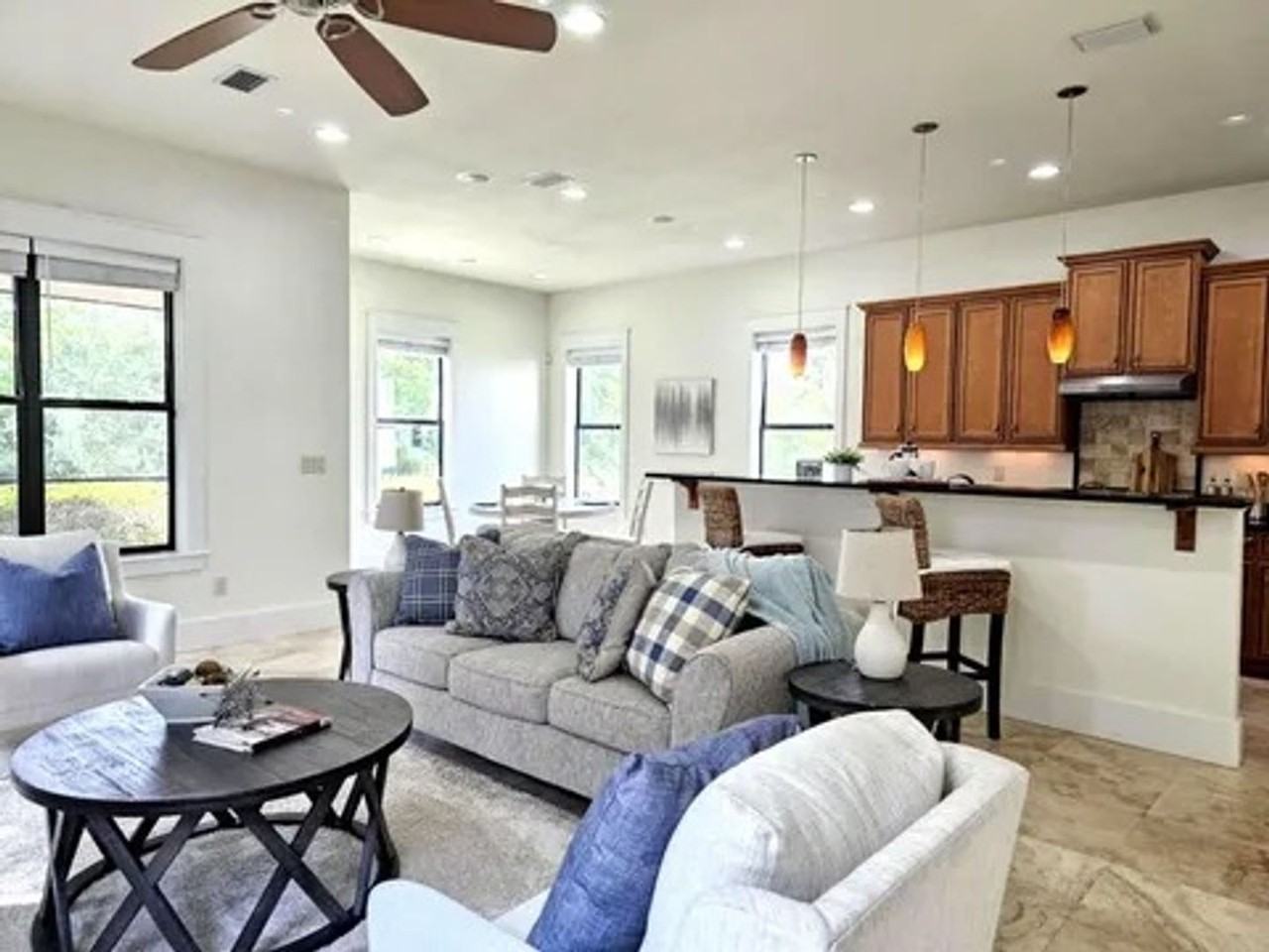 31 Beacon Point Dr - Photo 7 of 17