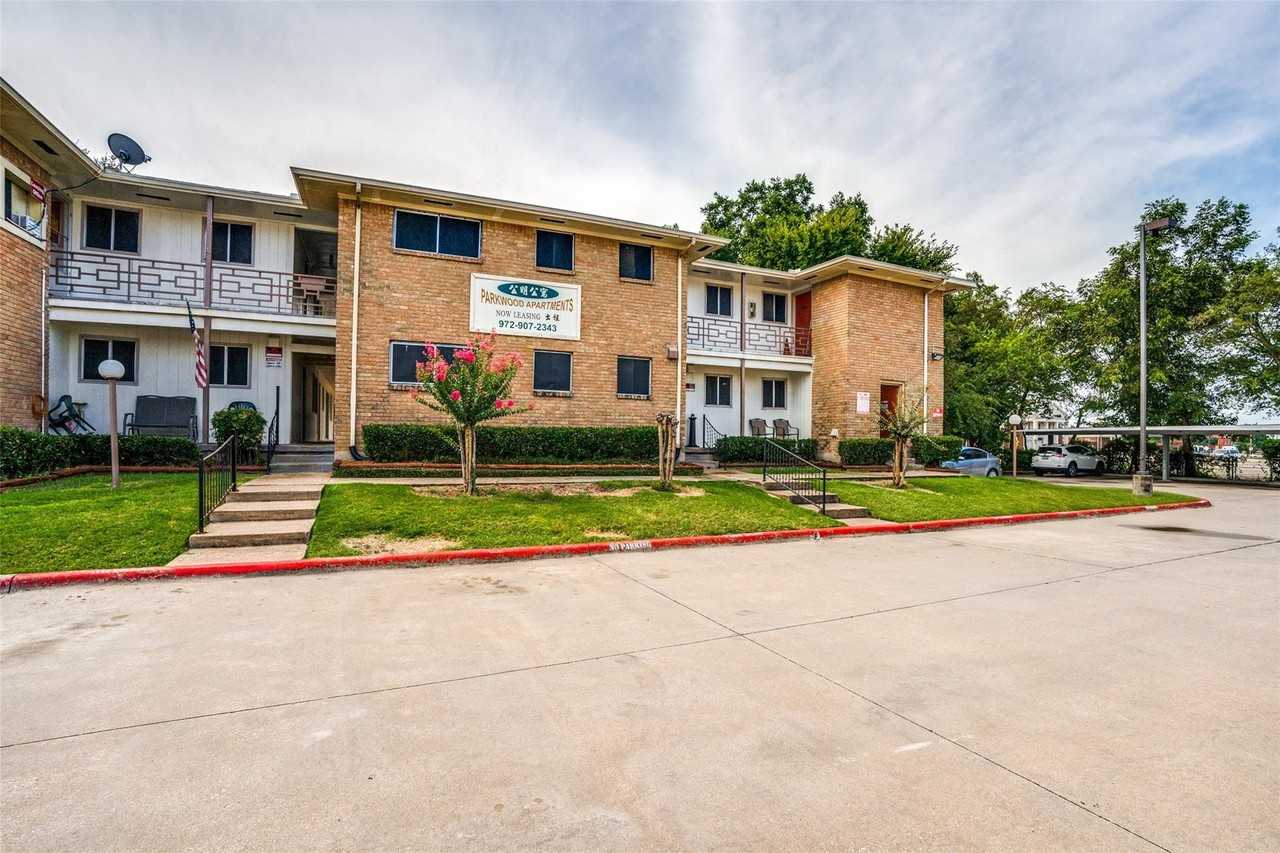 325 E Phillips St #21 - Photo 7 of 12