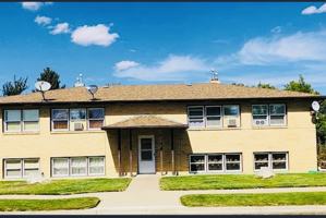 featured image of 707 12th St W #B