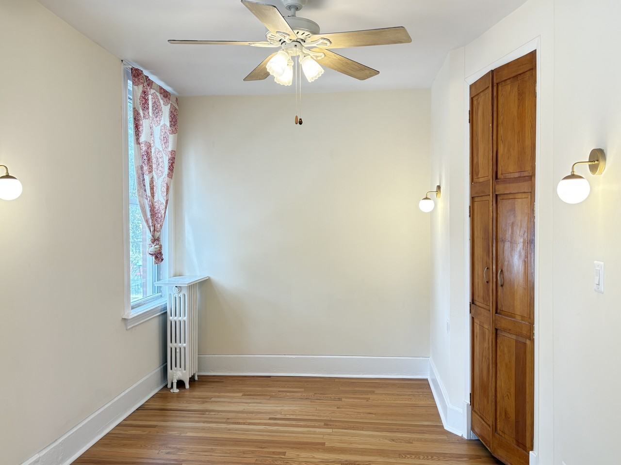 3357 S Oakley Ave #2ndFL - Photo 6 of 15