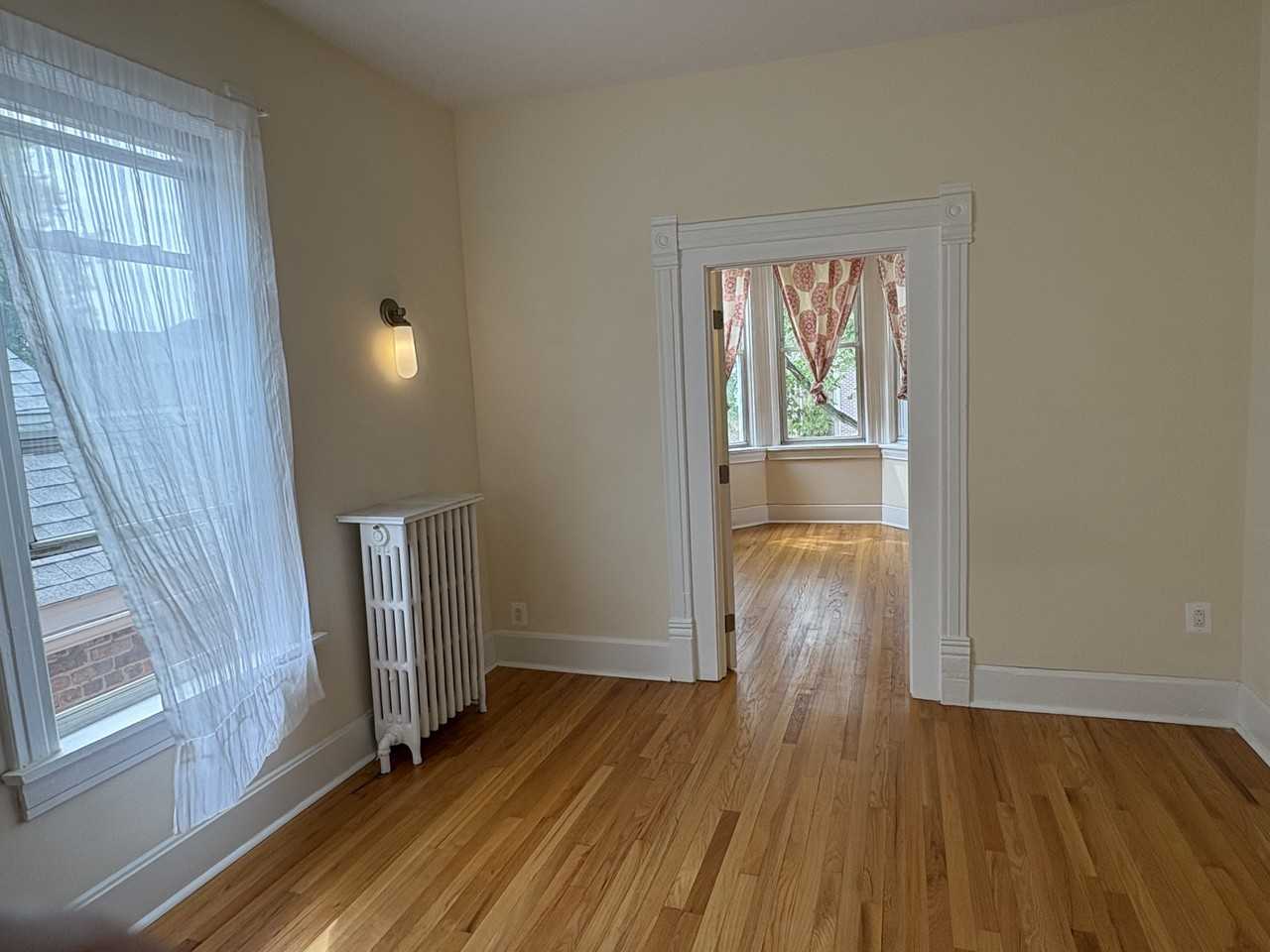 3357 S Oakley Ave #2ndFL - Photo 7 of 15