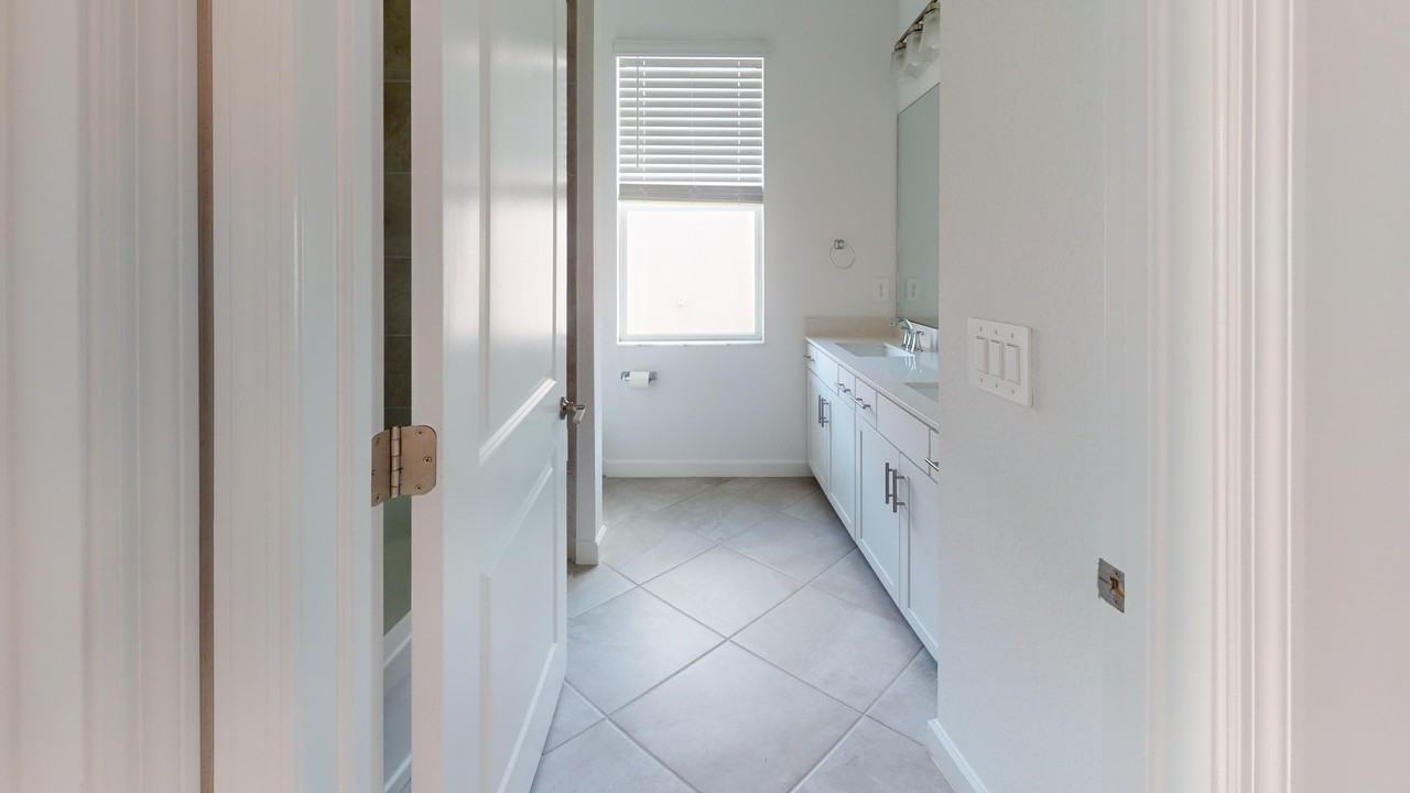 8535 Saint Kitts Cir #NA - Photo 3 of 39
