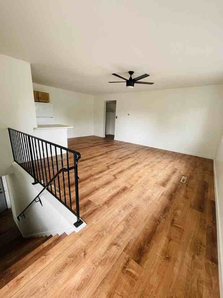 1024 Oxford Lane #37