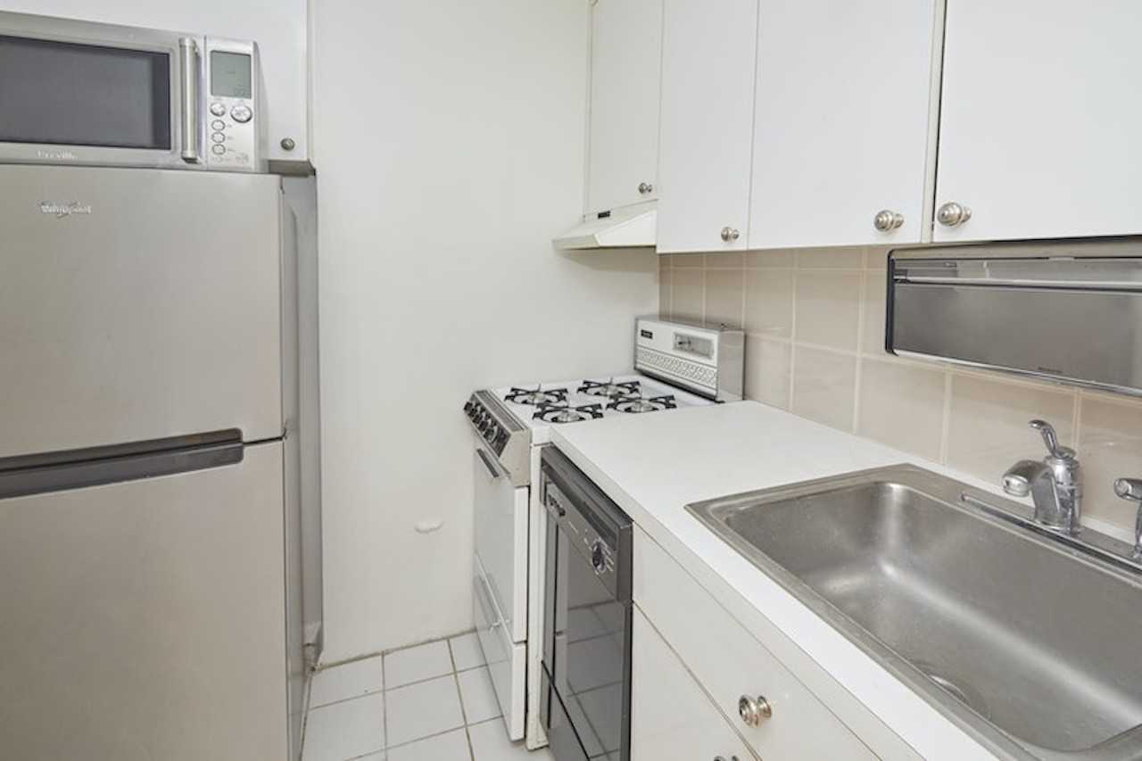 460 E 79th St #3C - Photo 7 of 9