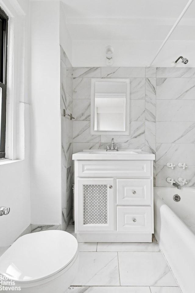 457 W 57th St #711 - Photo 4 of 6