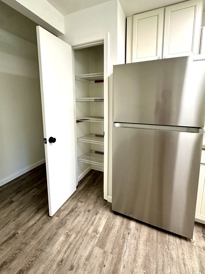 8034 Washington Ave #NA - Photo 7 of 29