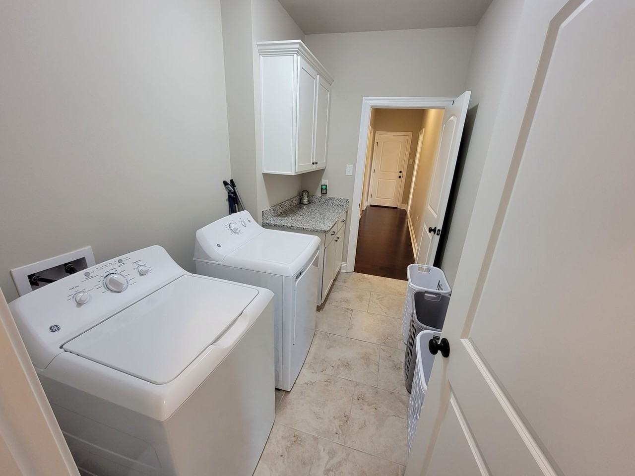 400 Mangrove Ln - Photo 7 of 11