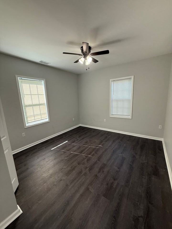 1301 Indianola St #C - Photo 5 of 7