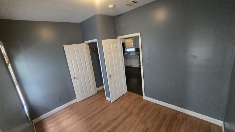 830 S 18th St #2 - Photo 3 of 11