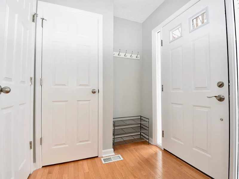 1240 Michigan Ave - Photo 2 of 19