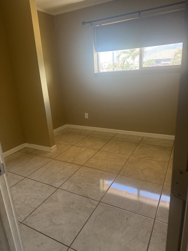 425 South Lanai Street - Photo 3 of 11