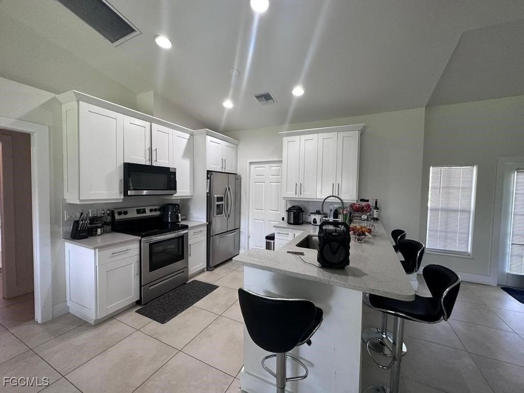 1210 Sw 10th Ter - Photo 5 of 12