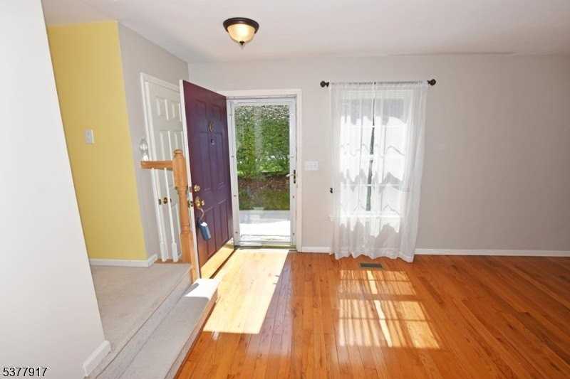 101 Boulder Ridge Dr - Photo 3 of 30