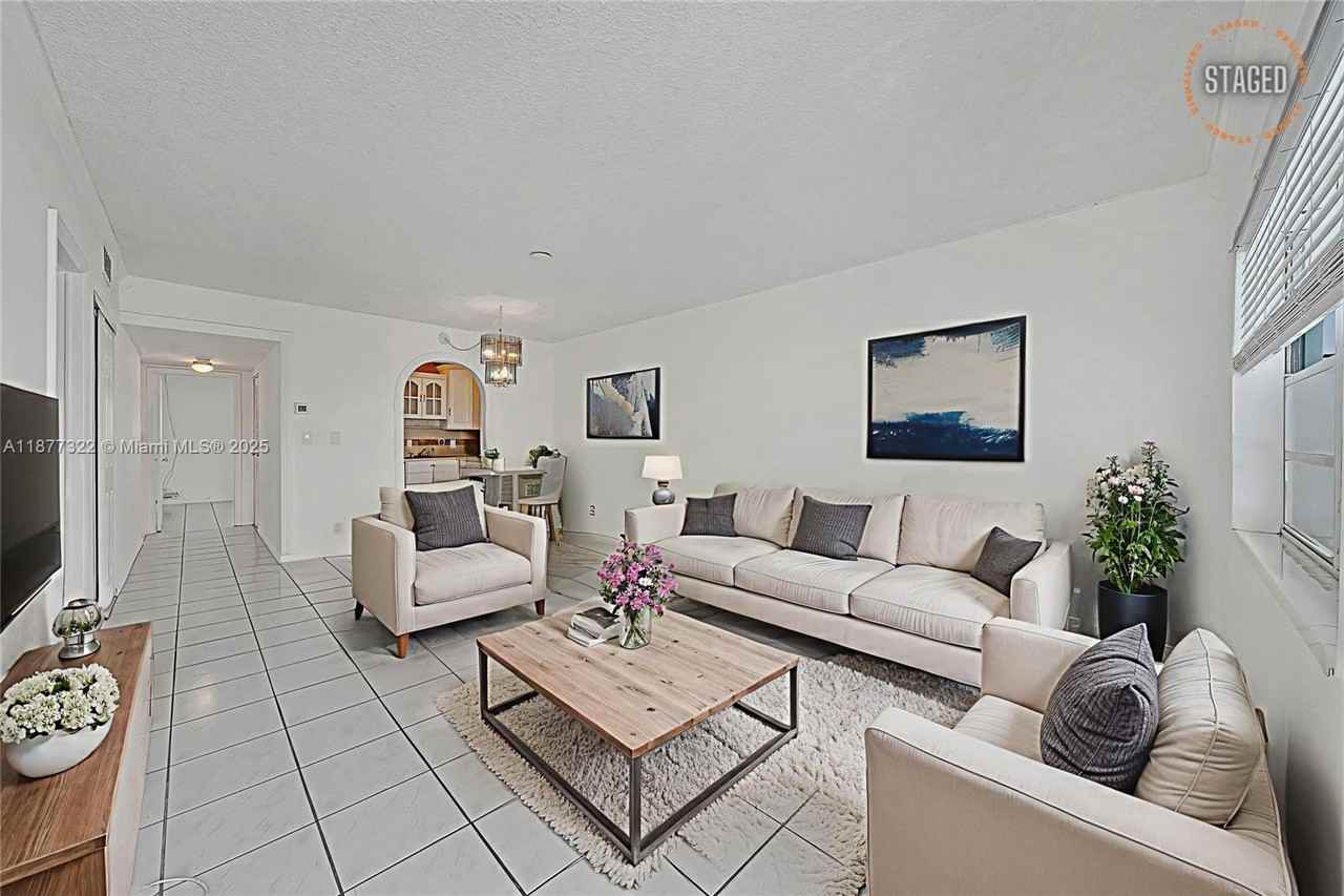 751 Pine Dr #209 - Photo 4 of 32