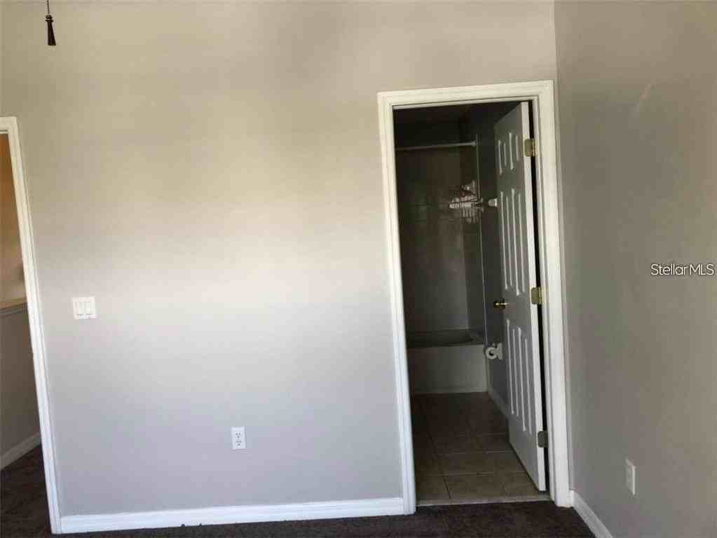 11627 Colony Lake Dr - Photo 6 of 8