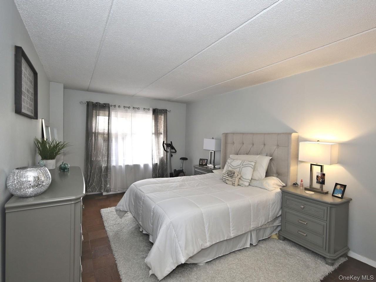 480 Halstead Ave #4J - Photo 5 of 10