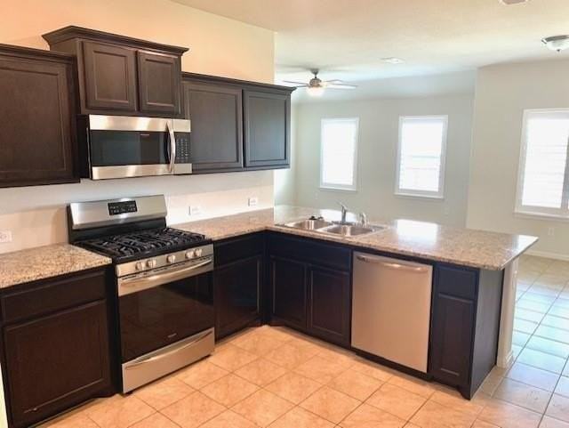 10037 Huntersville Trl - Photo 2 of 8