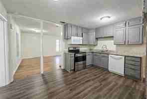 featured image of 2503 Taylor St