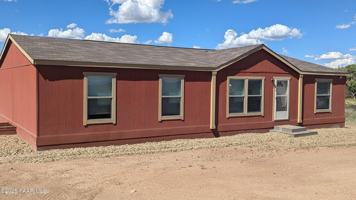 featured image of 7875 S Loma Ln