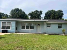 3229 Maplewood Dr - Photo 1 of 1