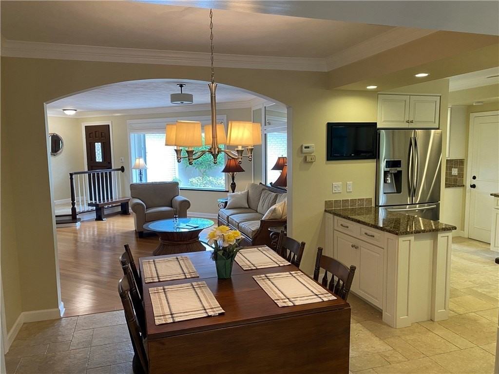 535 Flamevine Ln - Photo 3 of 36