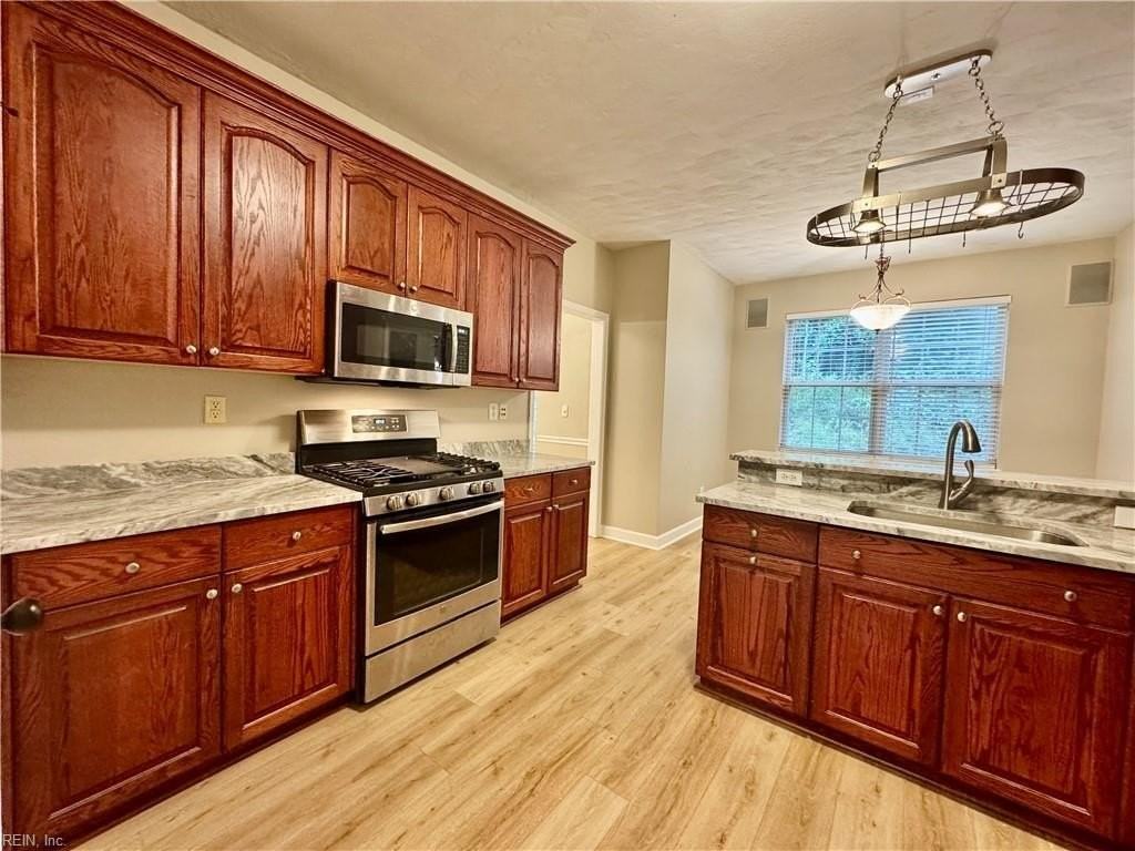 2815 Pleasant Ave - Photo 5 of 47