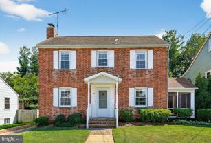 10 Constitution Ave - Photo 1 of 1