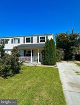 625 Shore Dr - Photo 1 of 1