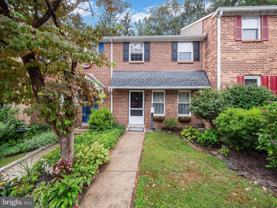 83 Constitution Ave - Photo 1 of 1