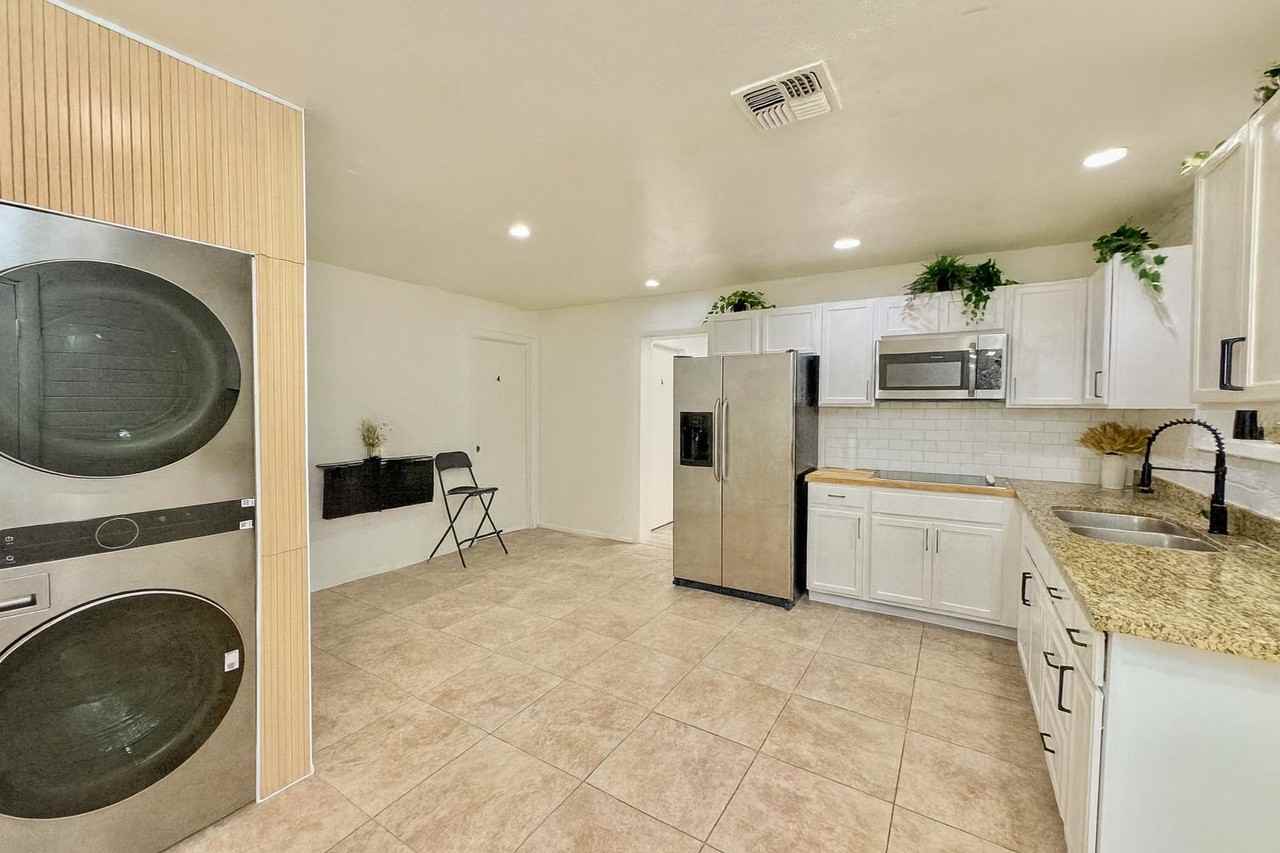 W Luke Ave - Photo 3 of 7