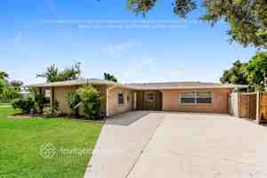 featured image of 2305 26th Ave W