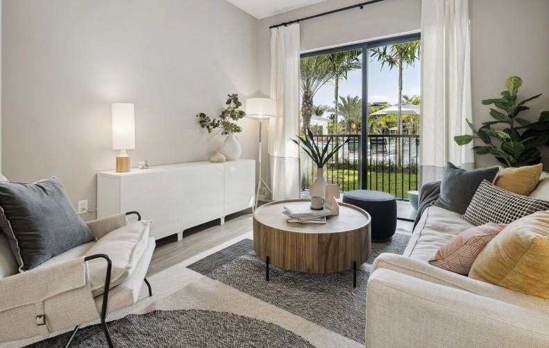 110 Northwest 161st Street #204 - Photo 6 of 10