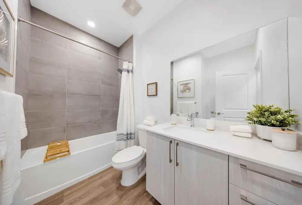 2427 Nw 14th Ave #606 - Photo 7 of 17