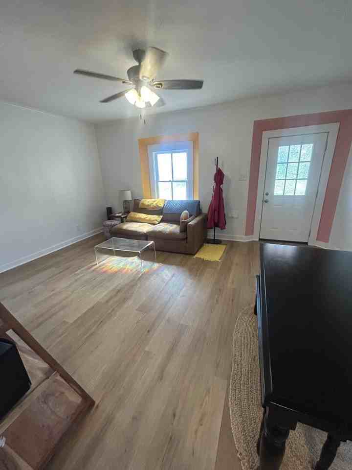 5306 Avenue P 1/2 - Photo 7 of 17