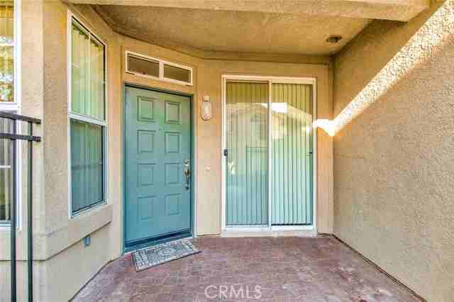 44 Waxwing Ln - Photo 3 of 38