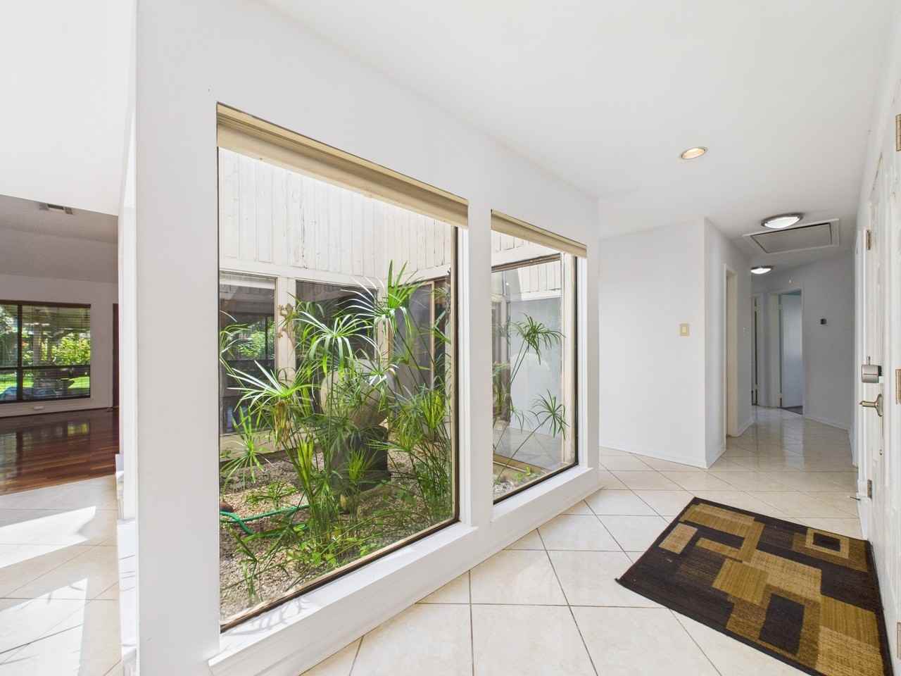 12103 Ella Lee Ln - Photo 4 of 33