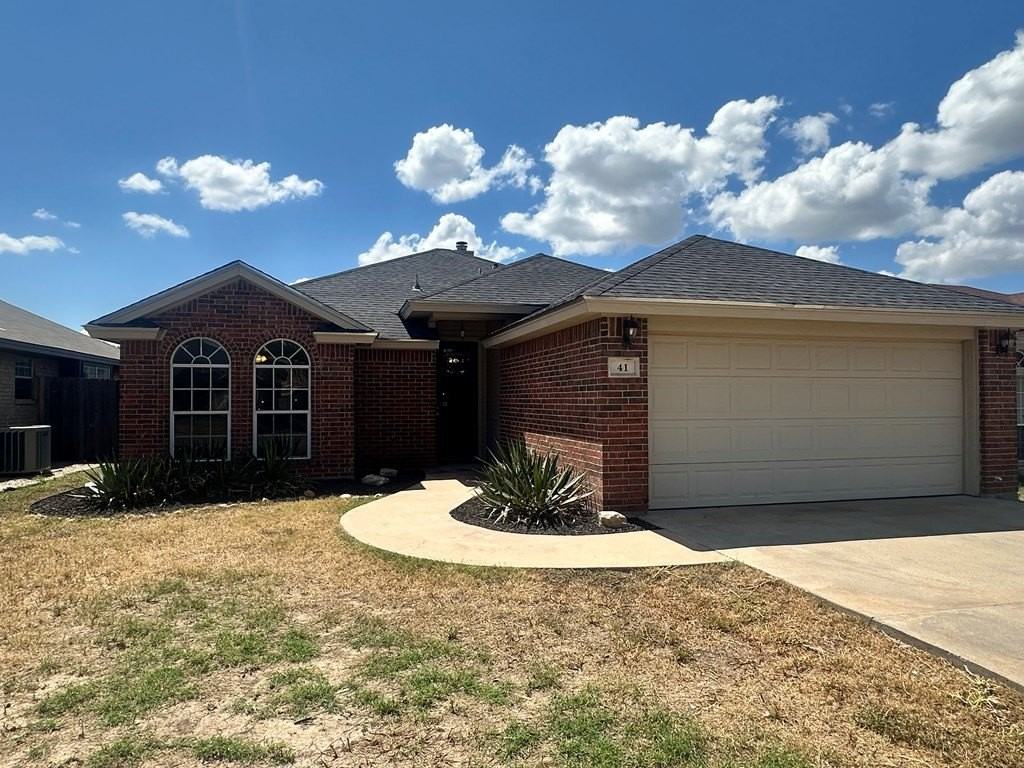 41 Amberwood Dr - Photo 2 of 28