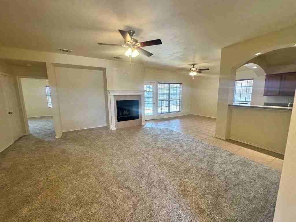 41 Amberwood Dr - Photo 4 of 28