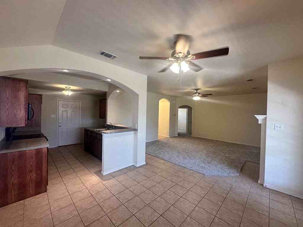 41 Amberwood Dr - Photo 7 of 28