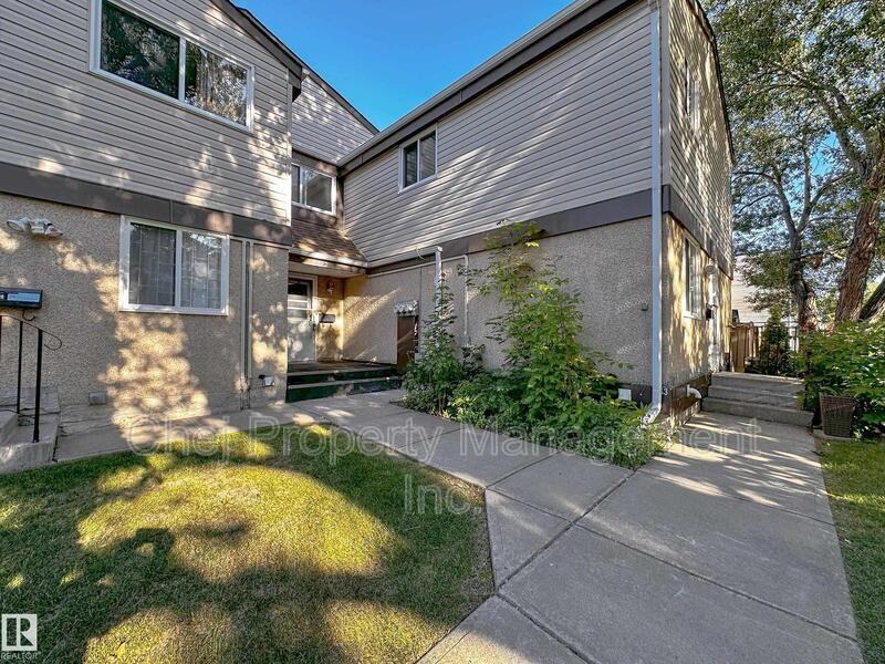 862 Erin Pl Nw - Photo 2 of 20