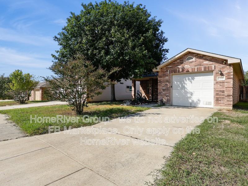 11239 Dublin Trace - Photo 2 of 20