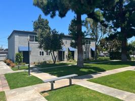 featured image of 345 N Batavia St