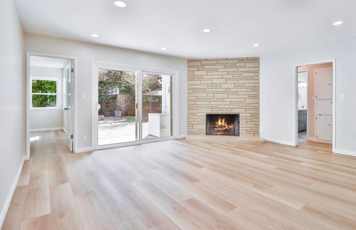 21032 Cantara St - Photo 2 of 28